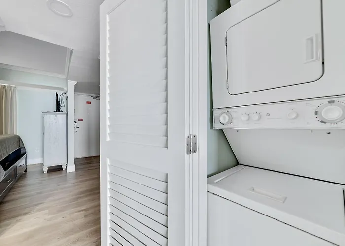 Holiday home Island Winds East 304 *